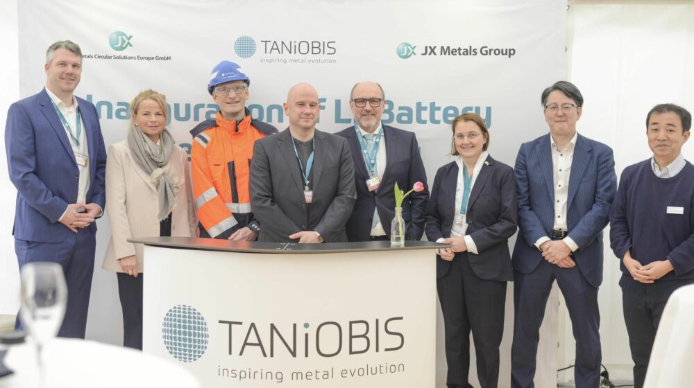 As part of the HVBatCycle project, the LiB recycling system was ceremonially attended by (from left to right): Bastian Westphal (Process Development Battery Recycling at PowerCo SE), Urte Schwerdtner (Mayor of the City of Goslar), Dr Ralph Dietmar Otterstedt (Head of Research and Development at TANIOBIS), Dr André Mecklenburg (CTO Project house EquipmentCo at PowerCo SE), Ralf Pospich (Head of Foreign Trade Department at Lower Saxony Ministry of Economics), Dr. Anne Hopert (Investment Promotion at Lower Saxony Ministry of Economics), Tomoji Mizuguchi (Executive Officer, Advanced Technology & Strategy Department, JX Metals Group) and Dr Kazuyuki Marukawa (Vice Chairman at TANIOBIS) in Goslar on March 24, 2023.